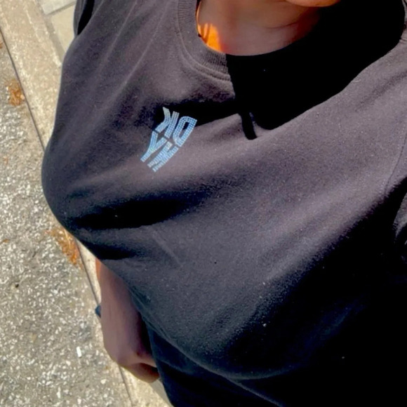 DKNY rhinestone logo T-shirt Sz  L - Picture 1 of 1